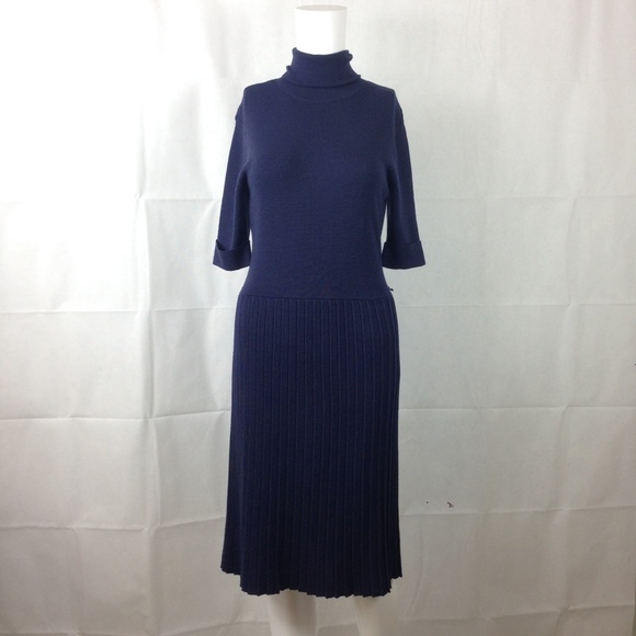 Lilly Pulitzer Dresses & Skirts - Lilly Pulitzer Navy Merino Midi Sweater Dress Sz S